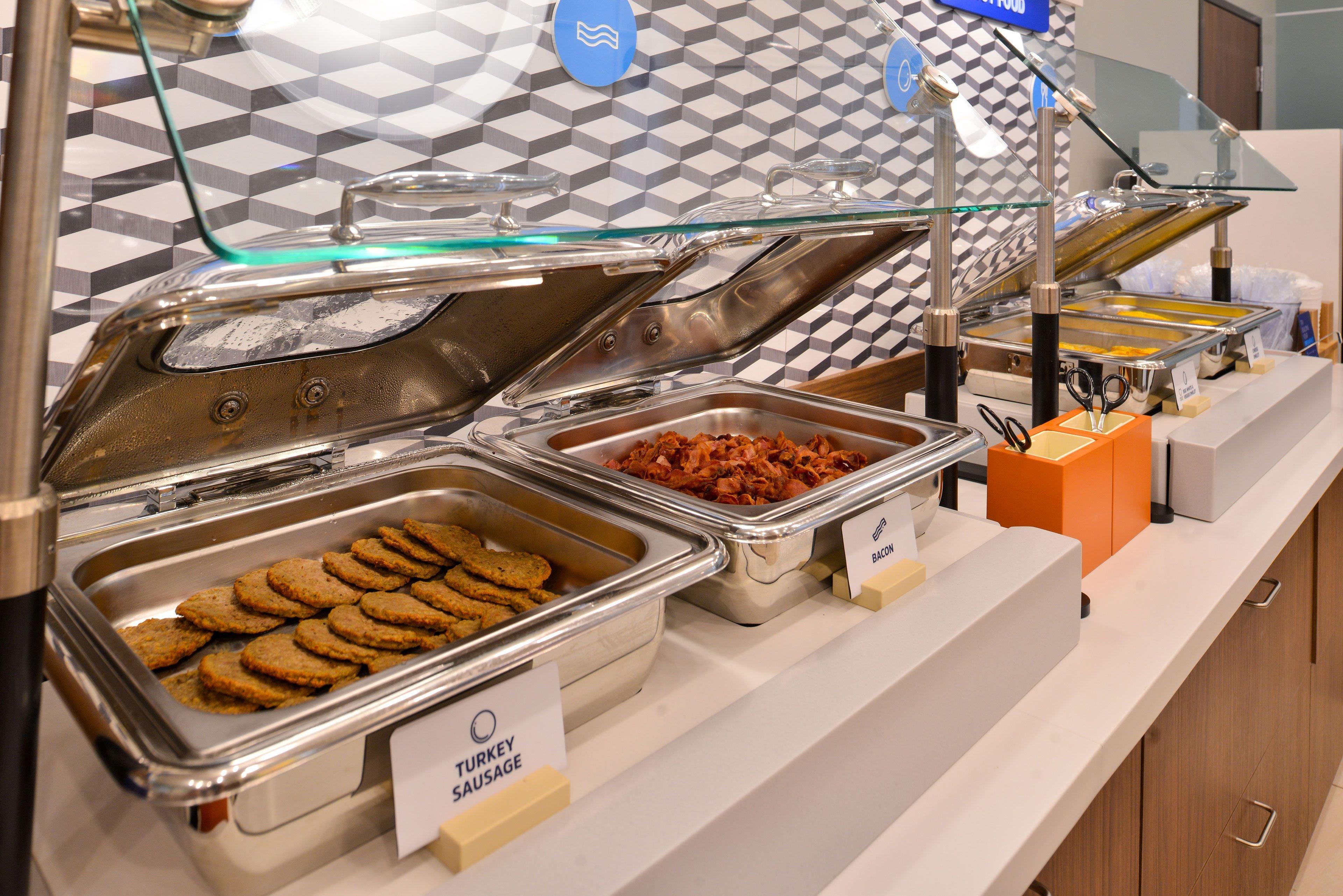 Holiday Inn Express And Suites Meriden By Ihg Esterno foto